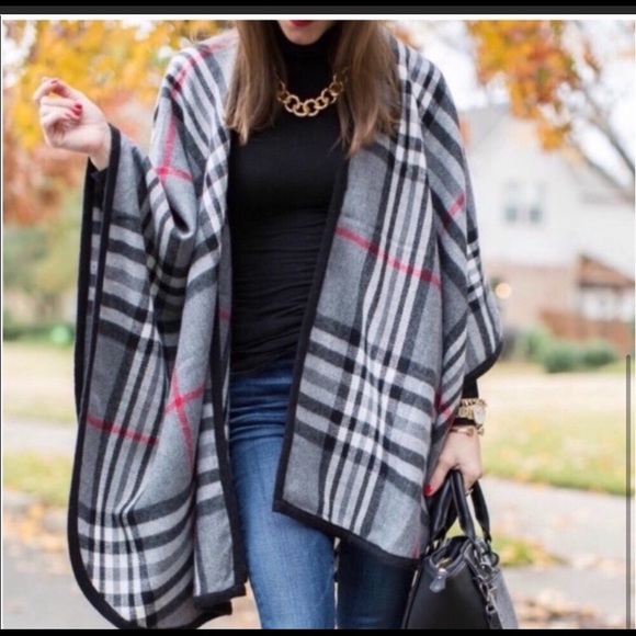 Private Label Accessories - ONLY 1 LEFT !!! Beautiful Wrap - One Size !!! NEW
